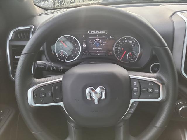 2026 Ram 1500 Express Crew Cab 4x4 5'7" Box