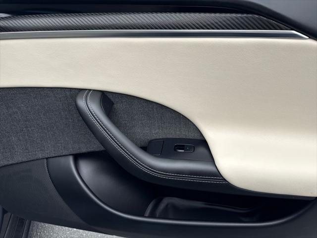 2021 Tesla Model S Plaid Tri Motor All-Wheel Drive