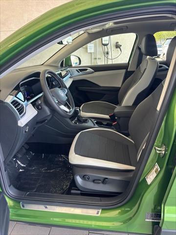 2026 Volkswagen Taos SE