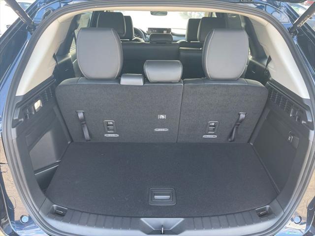 2026 Mazda X-90 3.3 Turbo Select