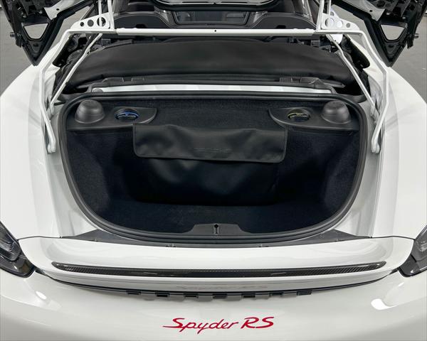 2024 Porsche 718 Spyder RS