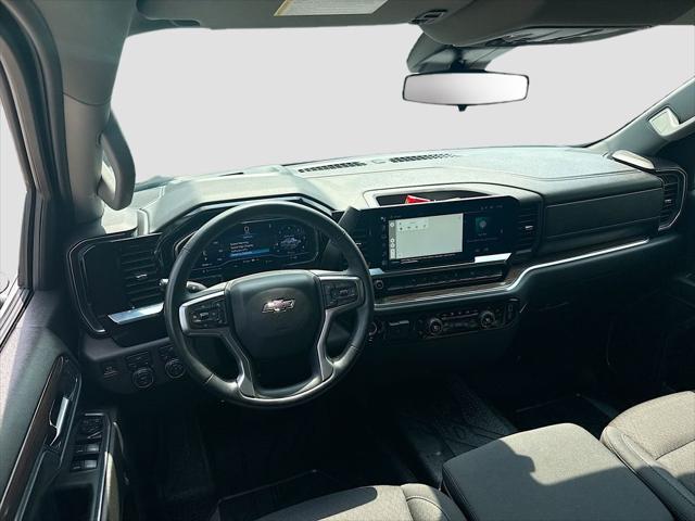 2024 Chevrolet Silverado 1500 4WD Crew Cab Short Bed RST
