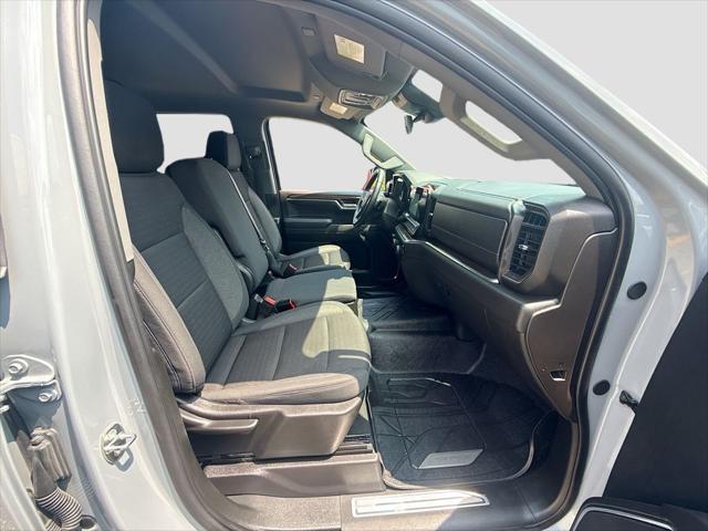 2024 Chevrolet Silverado 1500 4WD Crew Cab Short Bed RST