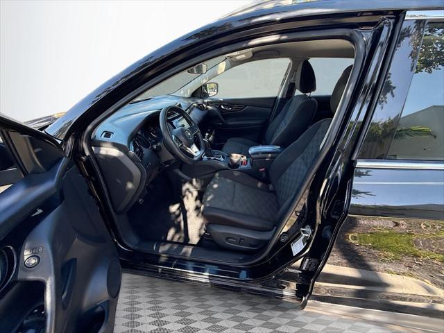2020 Nissan Rogue Sport SV FWD Xtronic CVT