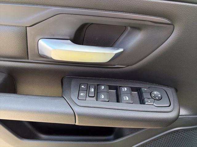 2026 Ram 1500 Express Crew Cab 4x4 57 Box