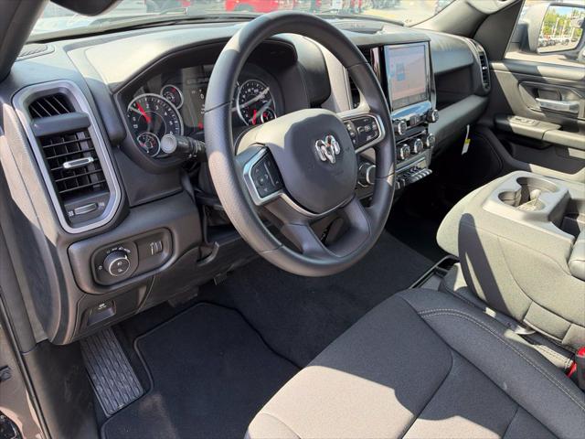 2026 Ram 1500 Express Crew Cab 4x4 57 Box