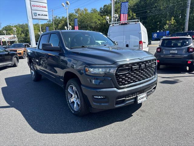 2026 RAM Ram 1500 RAM 1500 EXPRESS CREW CAB 4X4 57 BOX 2026 RAM Ram 1500 RAM 1500 EXPRESS CREW CAB 4X4 57 BOX
