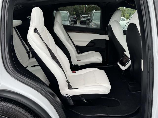 2022 Tesla Model X Dual Motor All-Wheel Drive