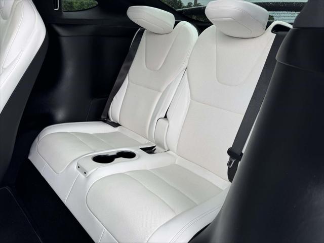 2022 Tesla Model X Dual Motor All-Wheel Drive