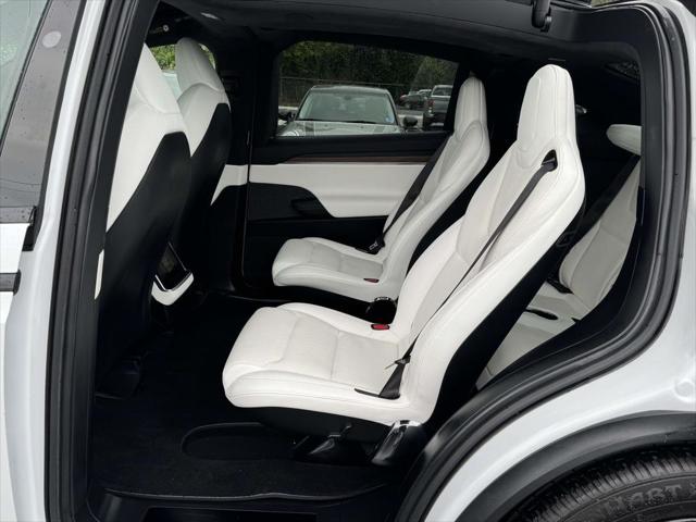 2022 Tesla Model X Dual Motor All-Wheel Drive