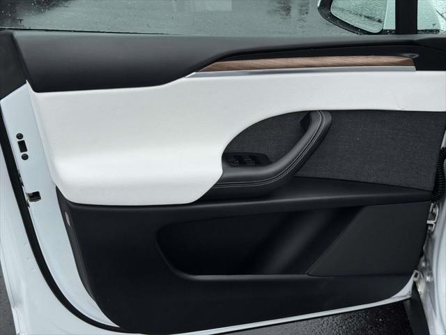 2022 Tesla Model X Dual Motor All-Wheel Drive