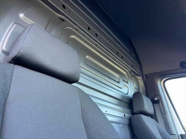 2026 Mercedes-Benz Sprinter 2500 Standard Roof 4-Cyl Diesel