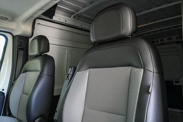 2026 Ram ProMaster 2500 Cargo Van Tradesman High Roof 159" WB w/Pass Seat