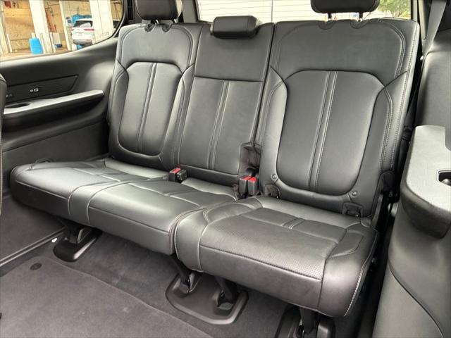 2026 Jeep Grand Wagoneer Upland 4x4
