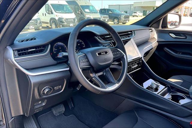 2026 Jeep Grand Cherokee Altitude 4x4