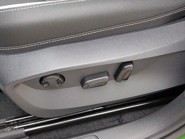 2026 Volkswagen Taos SEL
