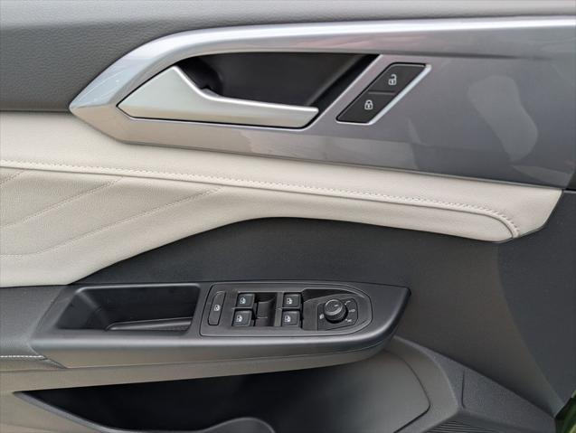 2026 Volkswagen Taos SEL