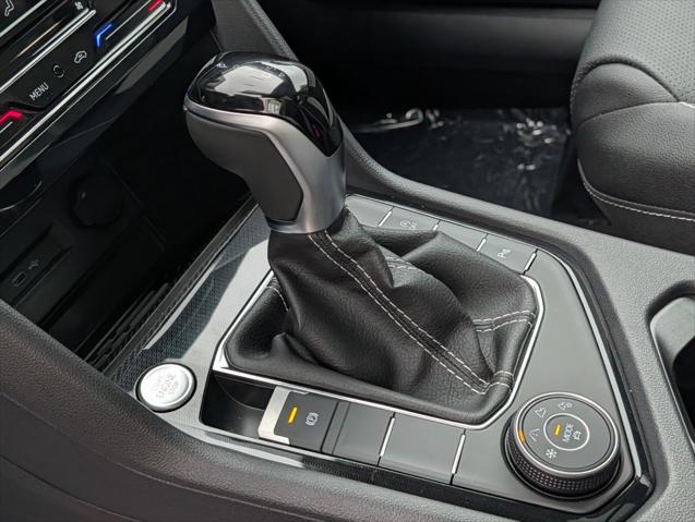 2026 Volkswagen Taos SEL