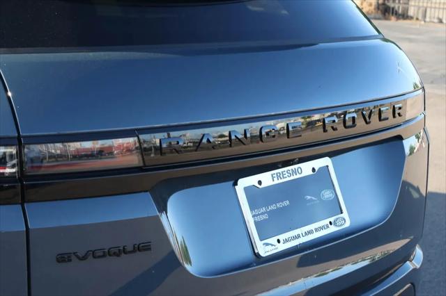 2026 Land Rover Range Rover Evoque Dynamic SE