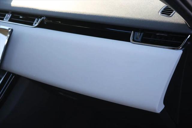 2026 Land Rover Range Rover Evoque Dynamic SE