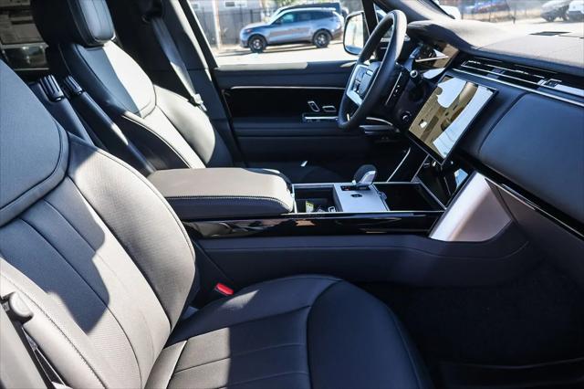 2026 Land Rover Range Rover P400 SE