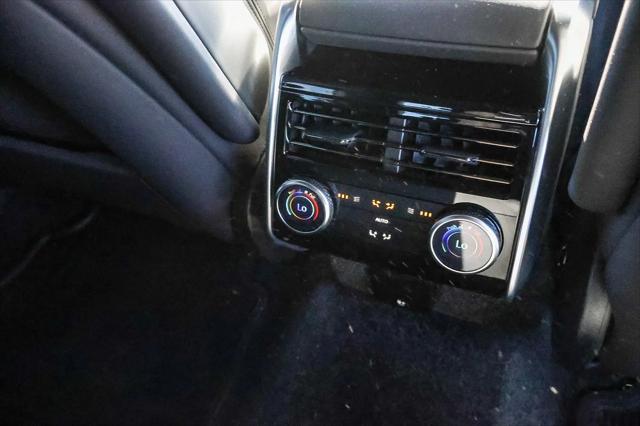 2026 Land Rover Range Rover P400 SE