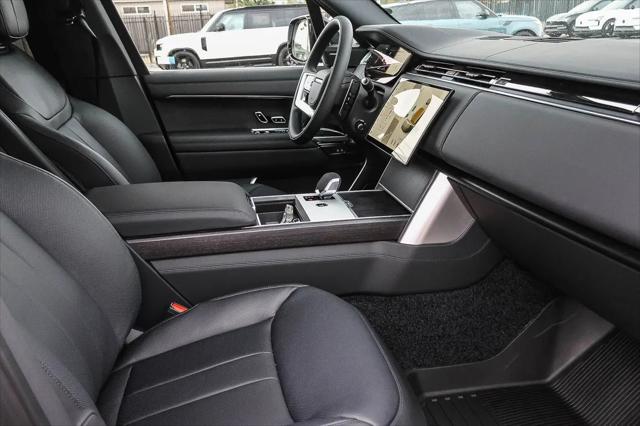 2026 Land Rover Range Rover P400 SE