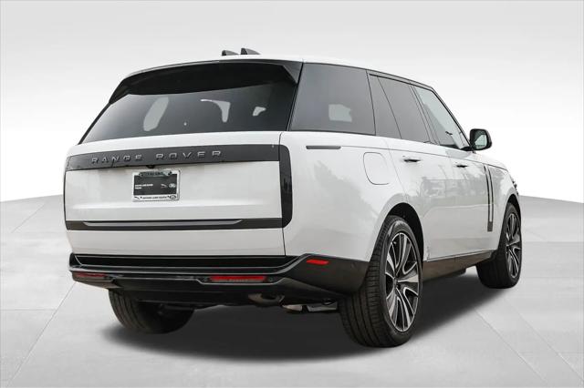 2025 Land Rover Range Rover P550e SE