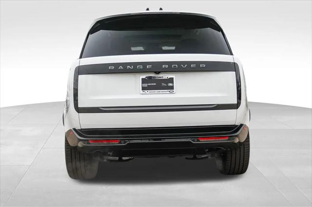 2025 Land Rover Range Rover P550e SE