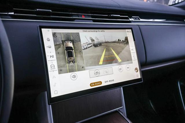 2025 Land Rover Range Rover P550e SE