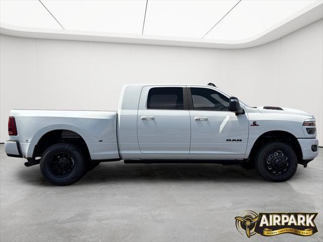 2026 RAM Ram 3500 RAM 3500 LARAMIE MEGA CAB 4X4 64 BOX