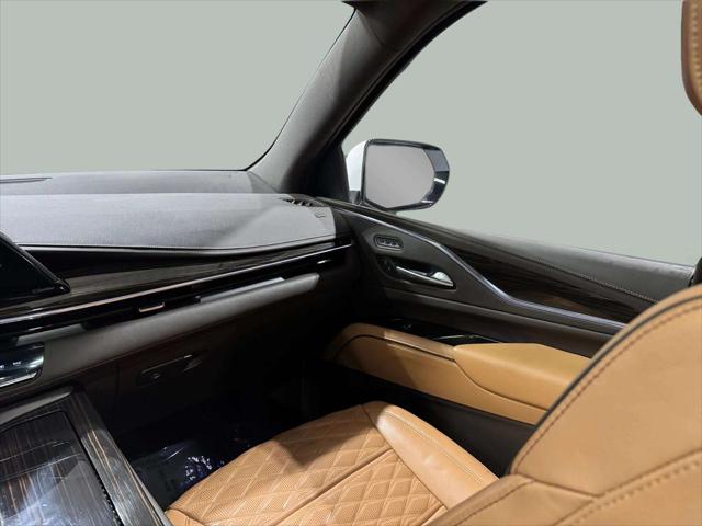 2023 Cadillac Escalade ESV 4WD Premium Luxury