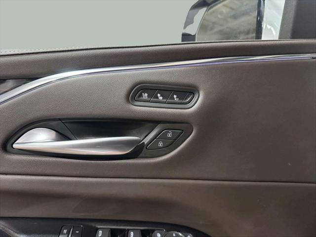 2023 Cadillac Escalade ESV 4WD Premium Luxury