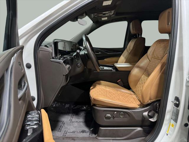 2023 Cadillac Escalade ESV 4WD Premium Luxury
