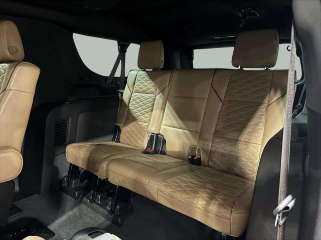 2023 Cadillac Escalade ESV 4WD Premium Luxury