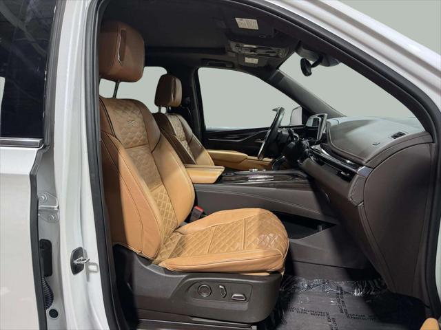 2023 Cadillac Escalade ESV 4WD Premium Luxury