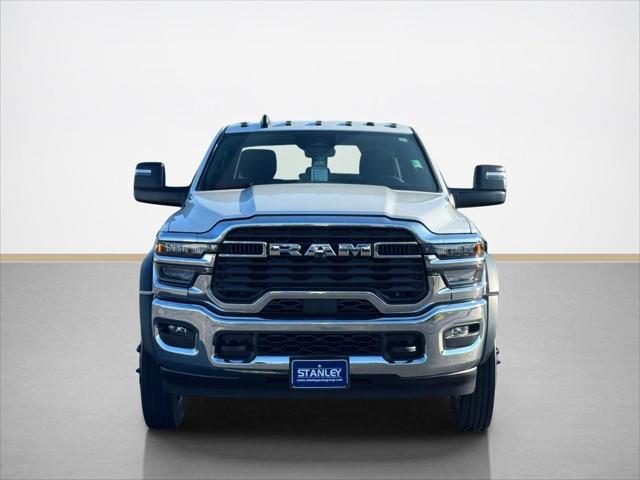 2026 RAM 5500 Chassis RAM 5500 TRADESMAN CHASSIS CREW CAB 4X4 84 CA