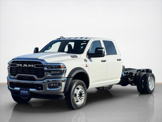 2026 RAM 5500 Chassis RAM 5500 TRADESMAN CHASSIS CREW CAB 4X4 84 CA