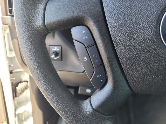 2026 Chevrolet Express Cargo Van 2500 Regular Wheelbase, WT, RWD