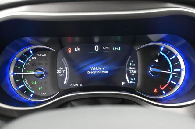 2023 Chrysler Pacifica Hybrid Touring L