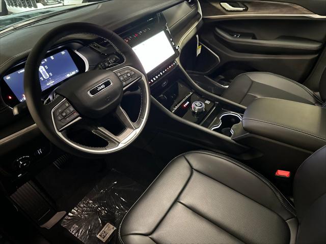 2026 Jeep Grand Cherokee Limited 4x2