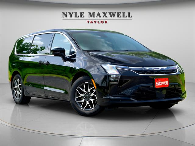 2027 Chrysler Pacifica Limited for sale in Taylor, TX