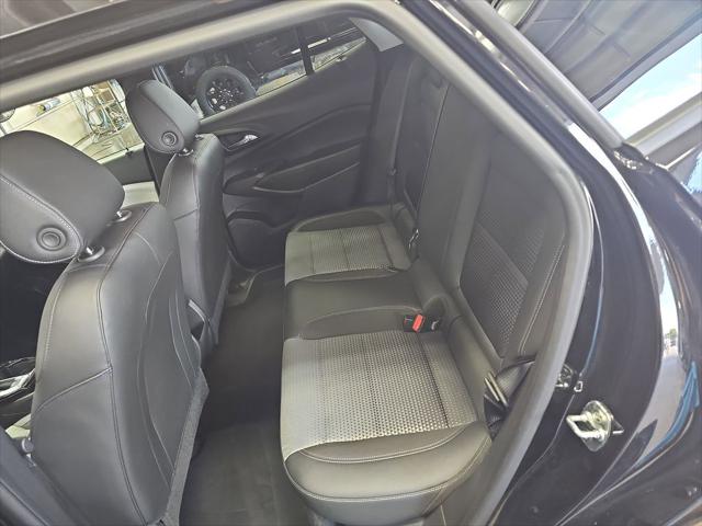2025 Chevrolet Trax FWD LT