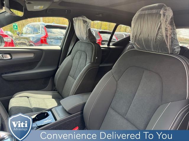 2026 Volvo EX40 Black Edition Ultra, Twin Motor, Fully electric