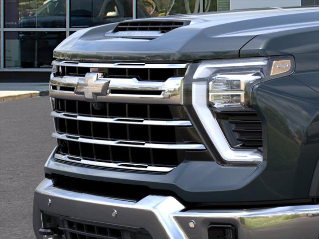 2026 Chevrolet Silverado 3500HD Crew Cab, Long Bed, LTZ Dual Rear Wheel, RWD