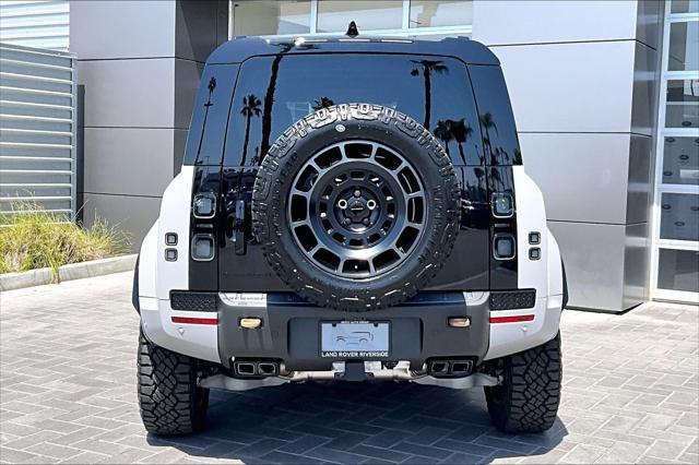 2026 Land Rover Defender P635 OCTA