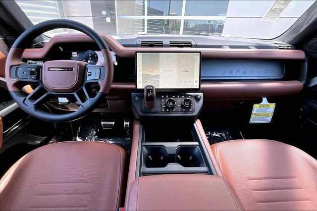 2026 Land Rover Defender P635 OCTA