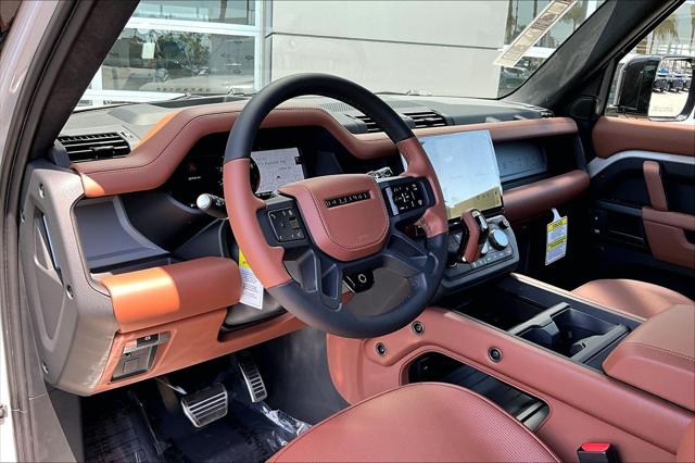 2026 Land Rover Defender P635 OCTA