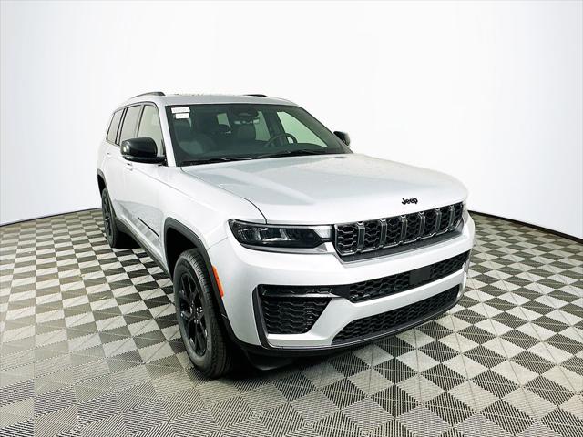 2026 Jeep Grand Cherokee L Altitude 4x4