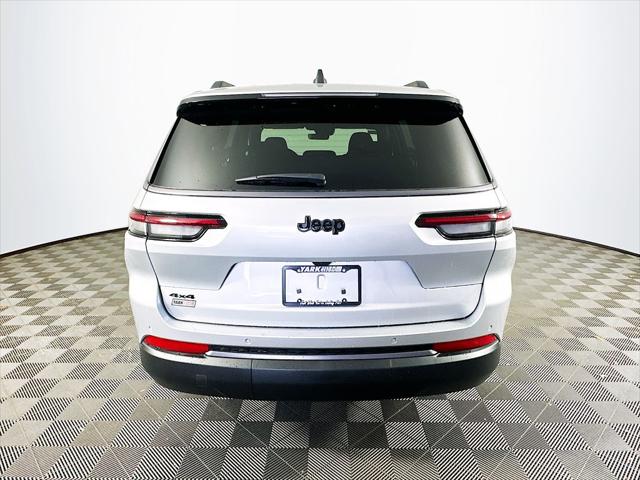 2026 Jeep Grand Cherokee L Altitude 4x4